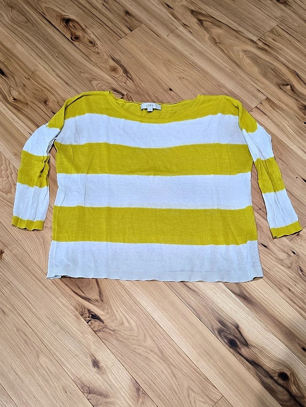 LOFT Striped Lightweight Sweater in Yellow & White Size Medium